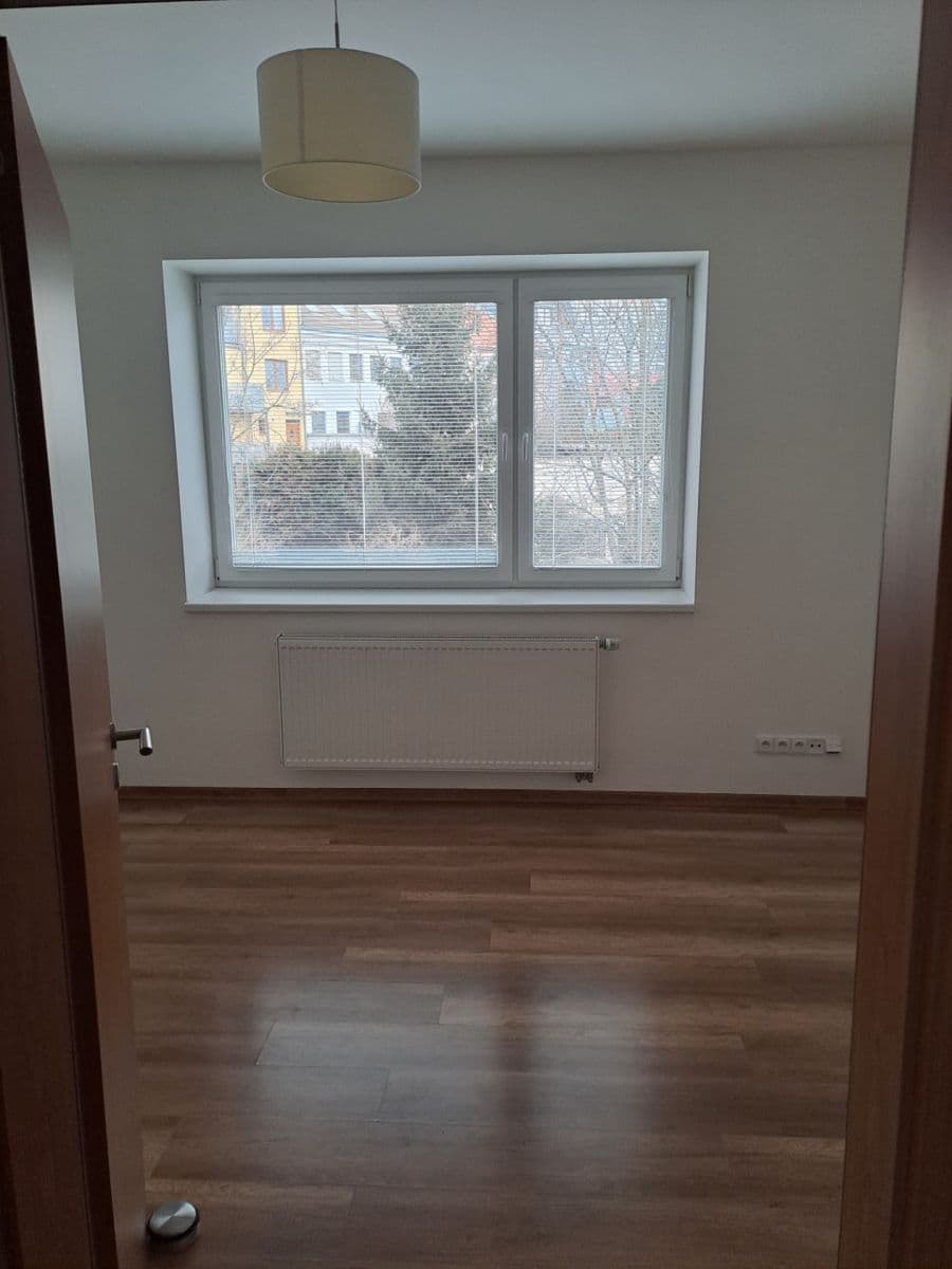 Prenájom bytu 2-izbový 62 m², Na Staré vinici, Praha, Praha Prenájom bytu 2-izbový 62 m², Na Staré vinici, Praha, Praha