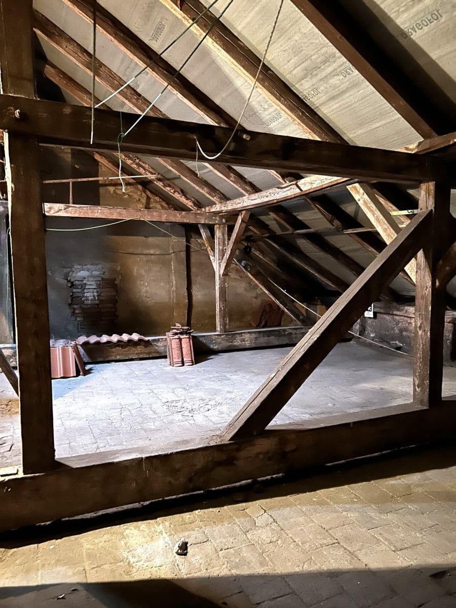 Prenájom nebytového priestoru 116 m², Korunní, Praha, Praha Prenájom nebytového priestoru 116 m², Korunní, Praha, Praha