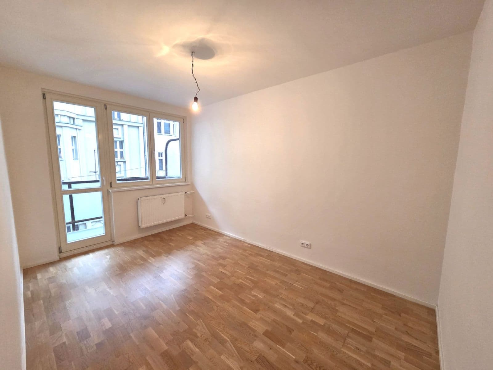 Prenájom bytu 3-izbový 68 m², Heřmanova, Praha, Praha Prenájom bytu 3-izbový 68 m², Heřmanova, Praha, Praha