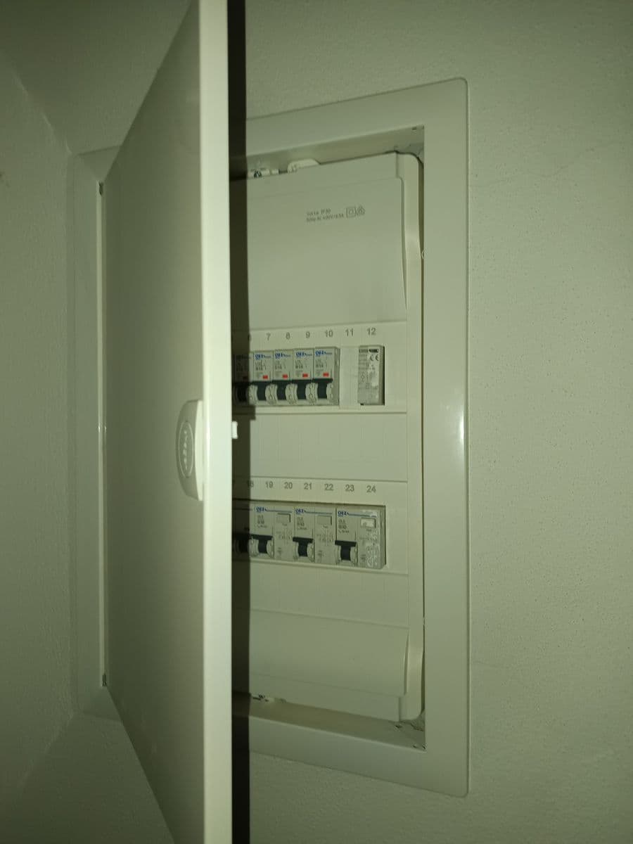 Predaj bytu 1-izbový 42 m², Sokolská třída, Ostrava, Moravskoslezský kraj Predaj bytu 1-izbový 42 m², Sokolská třída, Ostrava, Moravskoslezský kraj