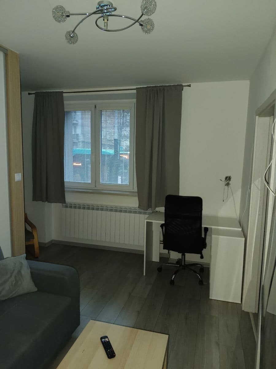 Predaj bytu 1-izbový 42 m², Sokolská třída, Ostrava, Moravskoslezský kraj Predaj bytu 1-izbový 42 m², Sokolská třída, Ostrava, Moravskoslezský kraj