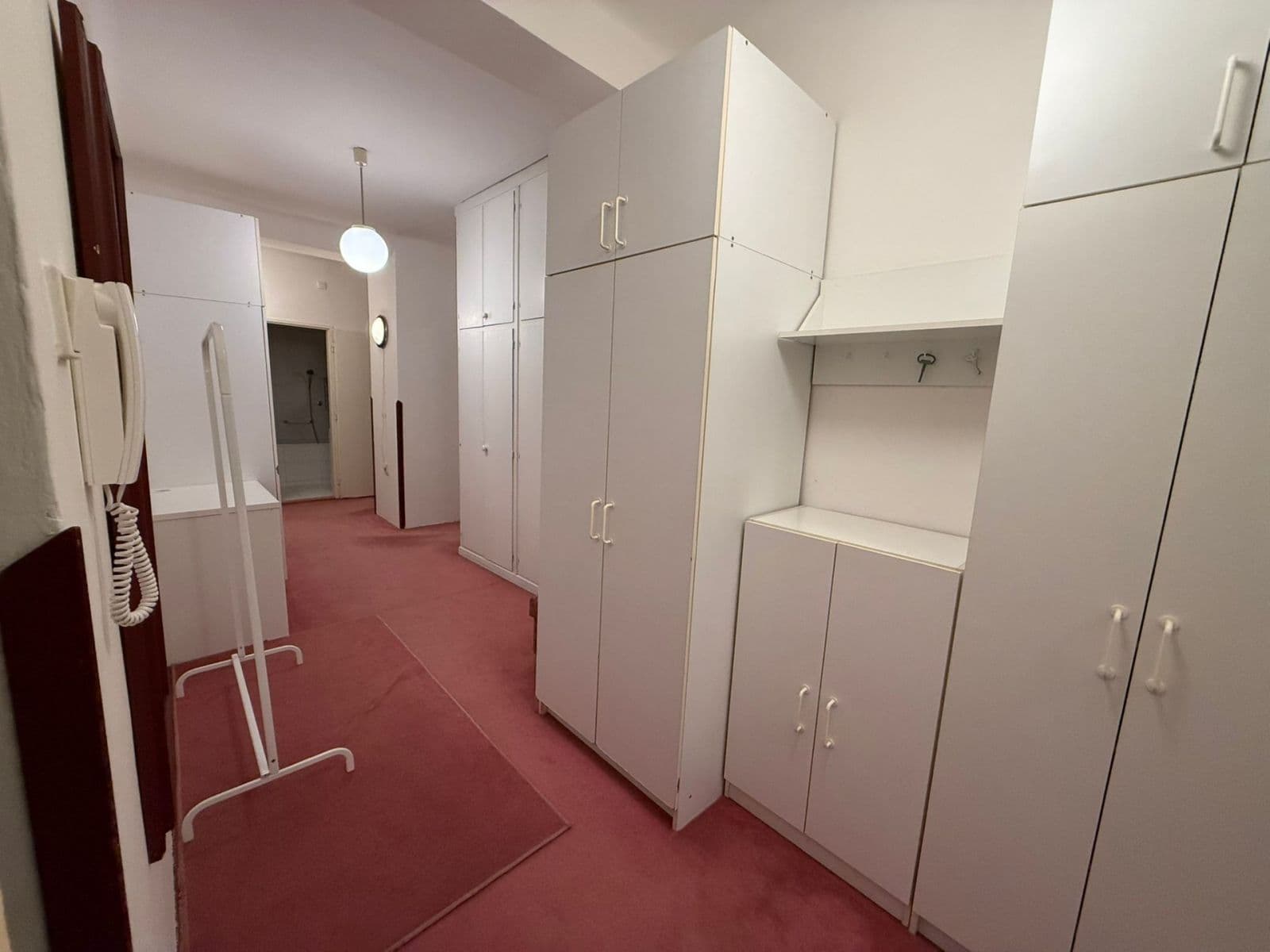 Prenájom bytu 2-izbový 67 m², Nučická, Praha, Praha Prenájom bytu 2-izbový 67 m², Nučická, Praha, Praha