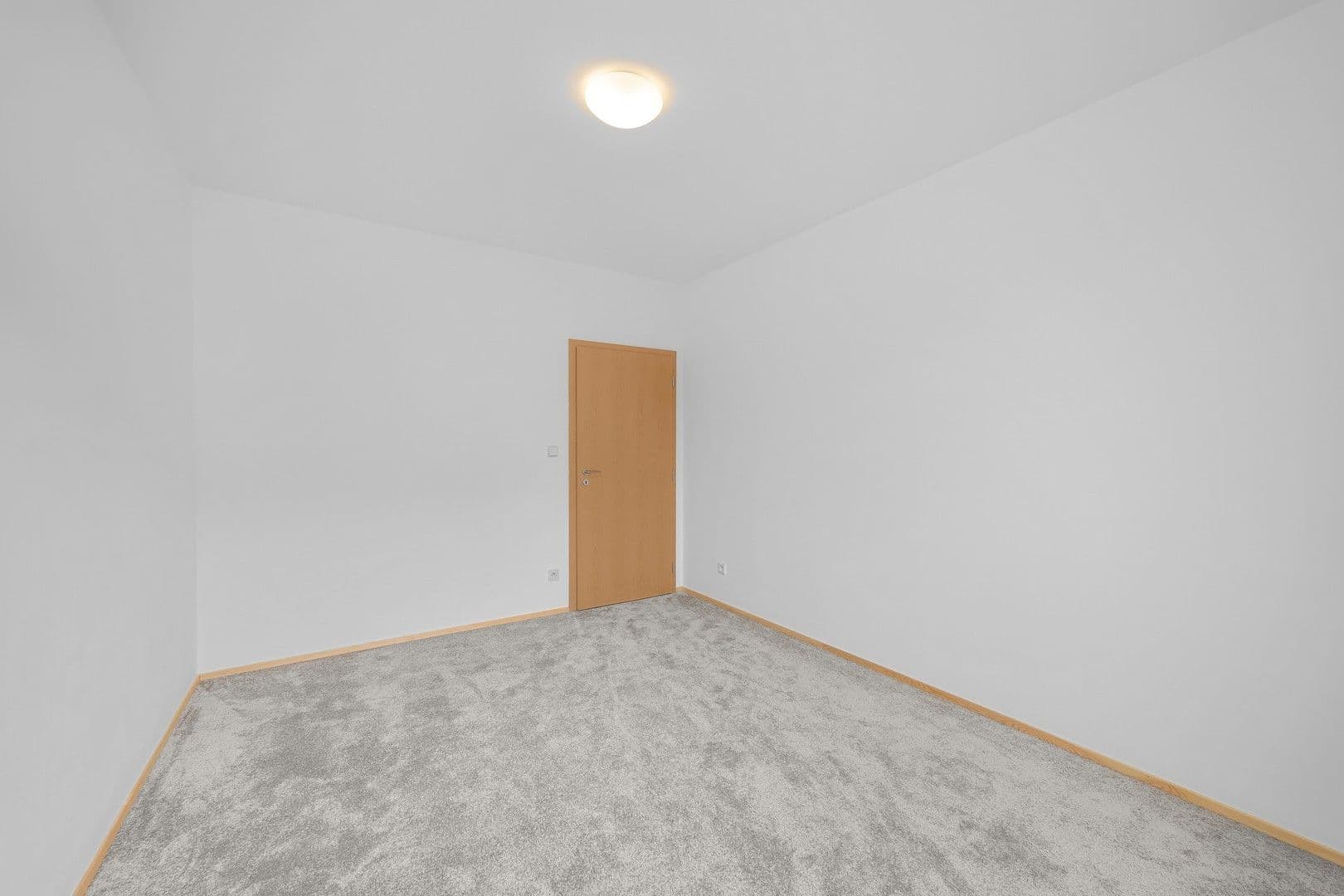 Prenájom bytu 3-izbový 69 m², Josefa Kočího, Praha, Praha Prenájom bytu 3-izbový 69 m², Josefa Kočího, Praha, Praha