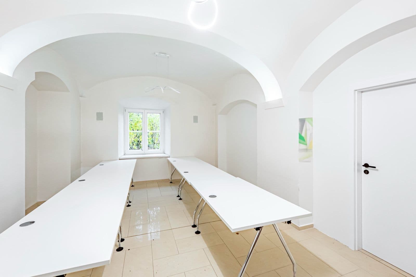 Prenájom kancelárie 60 m², Kotlaska, Praha, Praha Prenájom kancelárie 60 m², Kotlaska, Praha, Praha