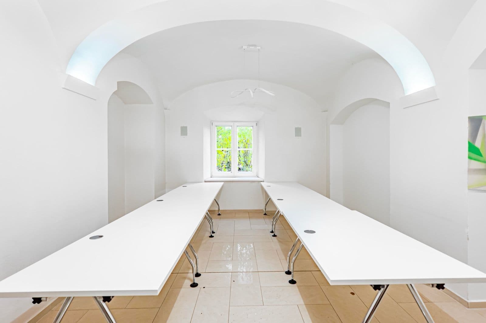 Prenájom kancelárie 60 m², Kotlaska, Praha, Praha Prenájom kancelárie 60 m², Kotlaska, Praha, Praha