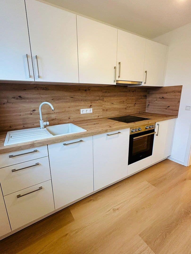 Predaj bytu 3-izbový 83 m², Crailsheim, Bádensko-Wurttembersko Predaj bytu 3-izbový 83 m², Crailsheim, Bádensko-Wurttembersko