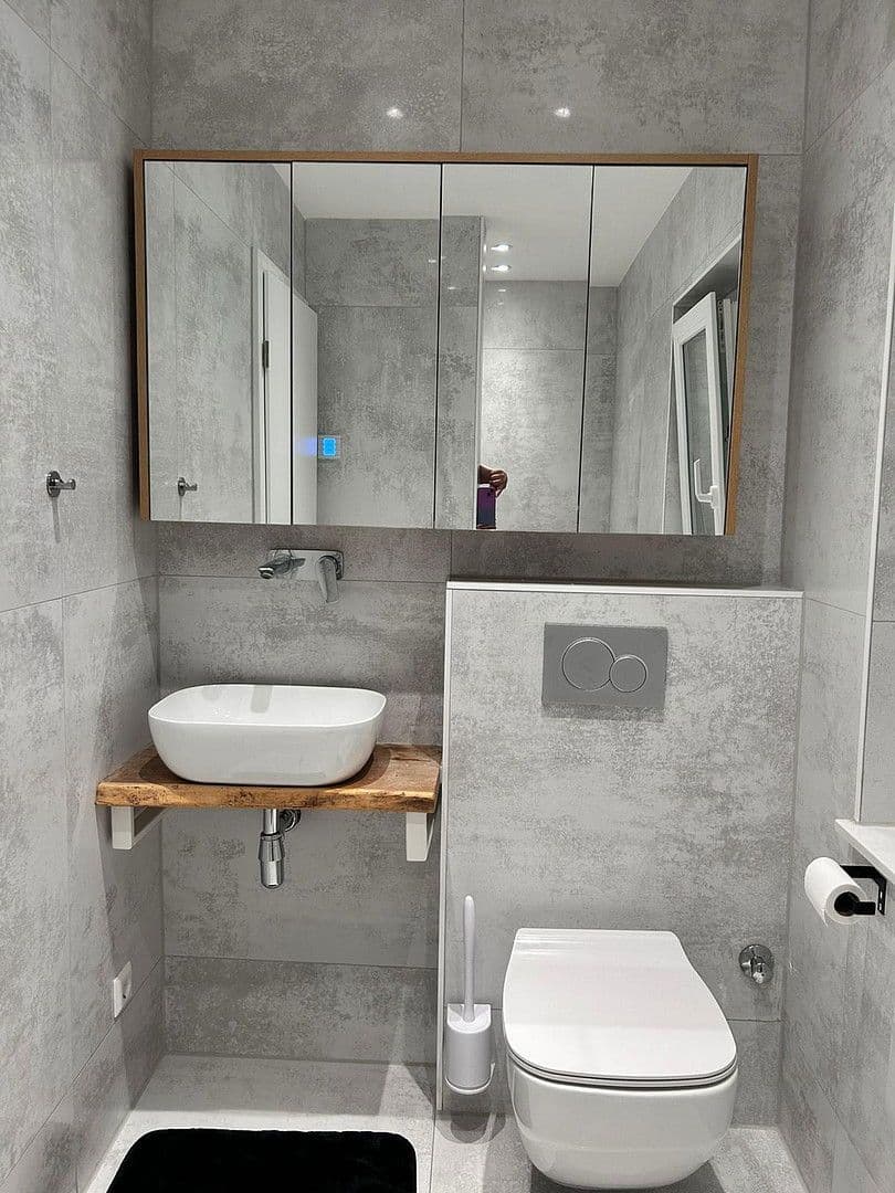 Predaj domu 117 m², pozemek 234 m², Mutzenreisstr 30, Esslingen am Neckar, Bádensko-Wurttembersko Predaj domu 117 m², pozemek 234 m², Mutzenreisstr 30, Esslingen am Neckar, Bádensko-Wurttembersko