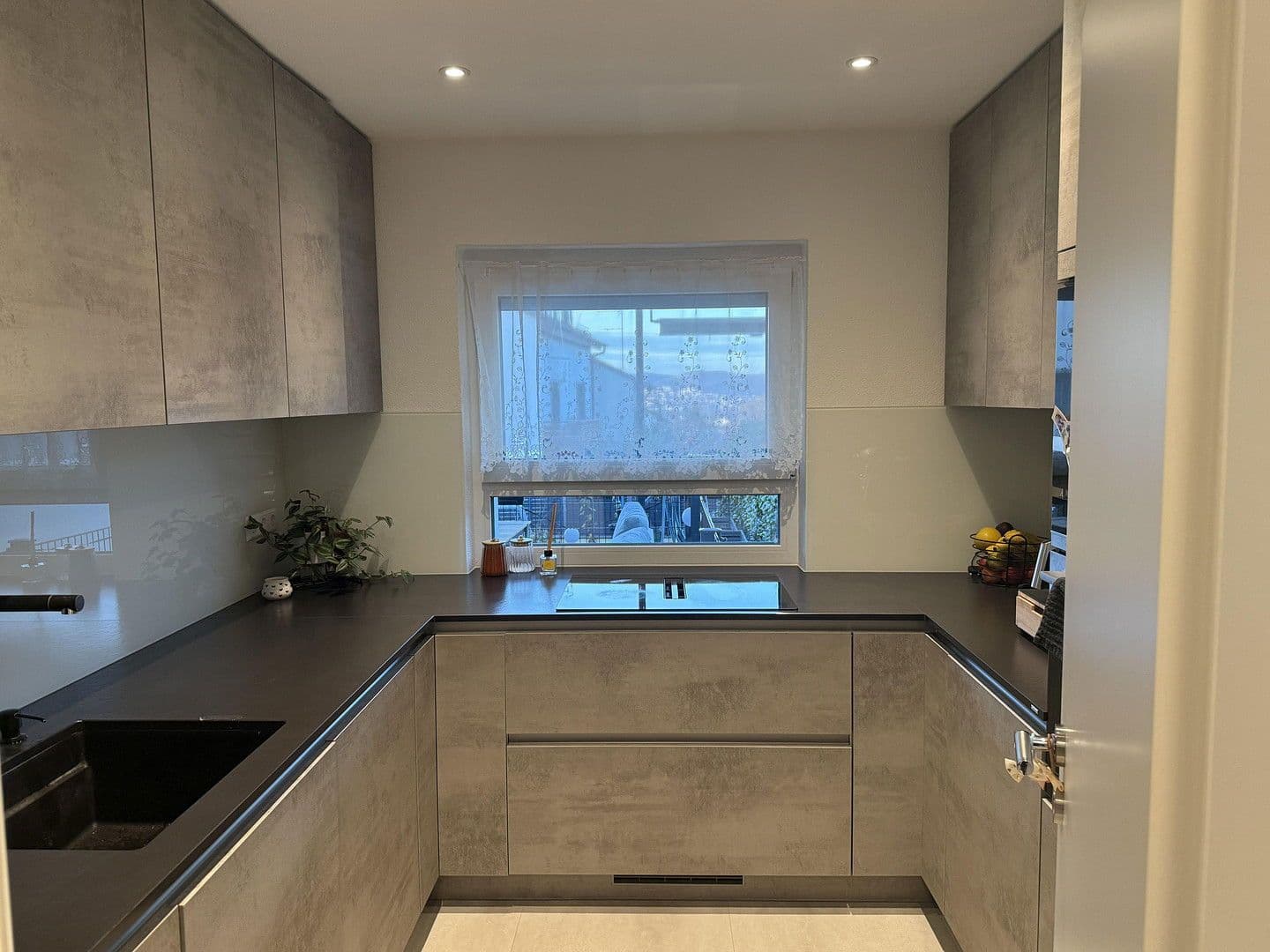 Predaj domu 117 m², pozemek 234 m², Mutzenreisstr 30, Esslingen am Neckar, Bádensko-Wurttembersko Predaj domu 117 m², pozemek 234 m², Mutzenreisstr 30, Esslingen am Neckar, Bádensko-Wurttembersko