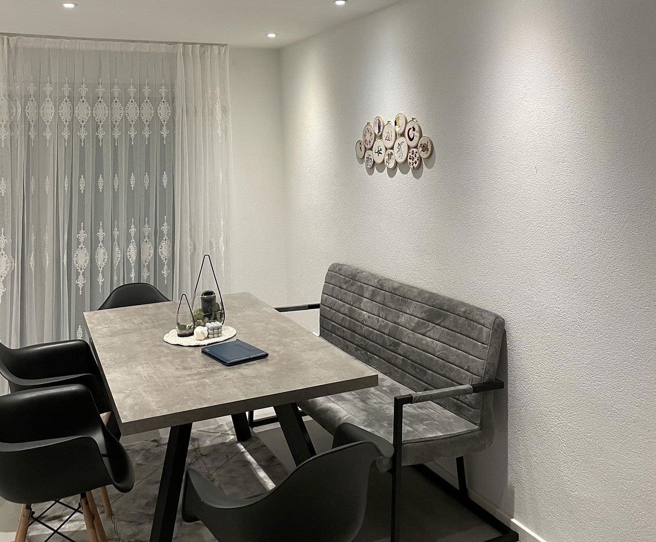 Predaj domu 117 m², pozemek 234 m², Mutzenreisstr 30, Esslingen am Neckar, Bádensko-Wurttembersko Predaj domu 117 m², pozemek 234 m², Mutzenreisstr 30, Esslingen am Neckar, Bádensko-Wurttembersko