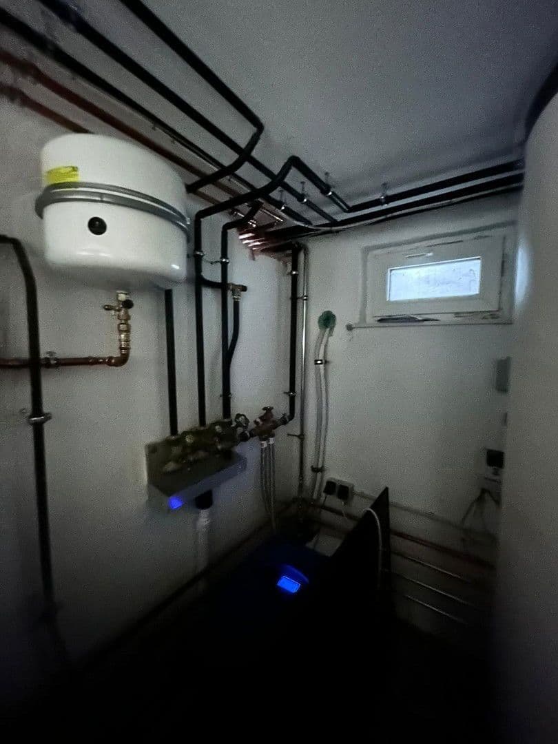 Predaj domu 117 m², pozemek 234 m², Mutzenreisstr 30, Esslingen am Neckar, Bádensko-Wurttembersko Predaj domu 117 m², pozemek 234 m², Mutzenreisstr 30, Esslingen am Neckar, Bádensko-Wurttembersko