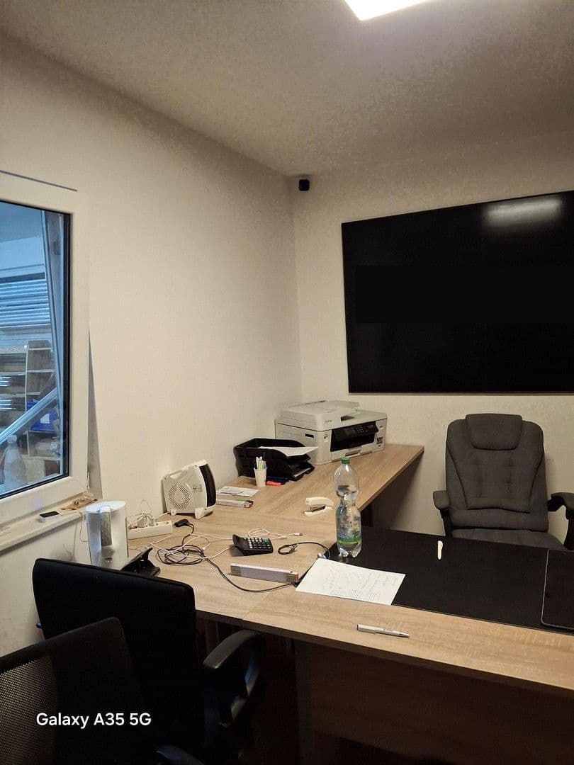 Prenájom nebytového priestoru 500 m², Robert-Bosch-Str. 3, Quakenbrück, Dolné Sasko Prenájom nebytového priestoru 500 m², Robert-Bosch-Str. 3, Quakenbrück, Dolné Sasko