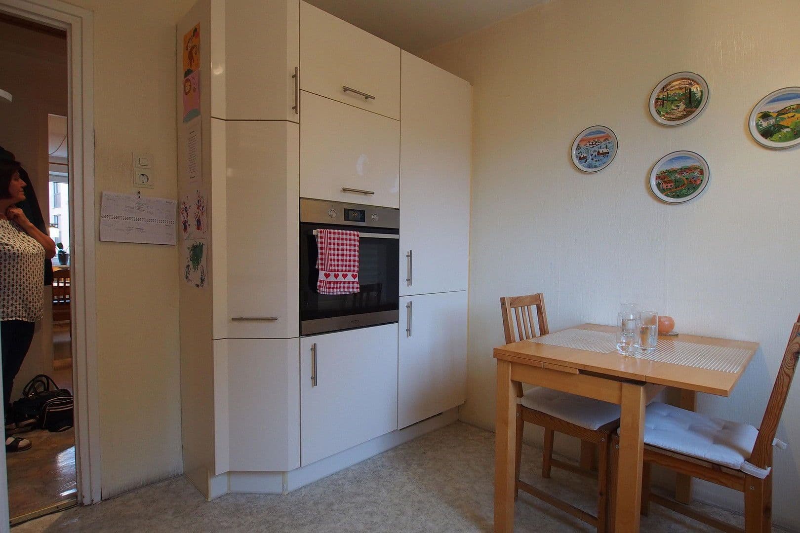 Prenájom bytu 4-izbový 100 m², Holzstraße 1, Fürstenfeldbruck, Bavorsko Prenájom bytu 4-izbový 100 m², Holzstraße 1, Fürstenfeldbruck, Bavorsko