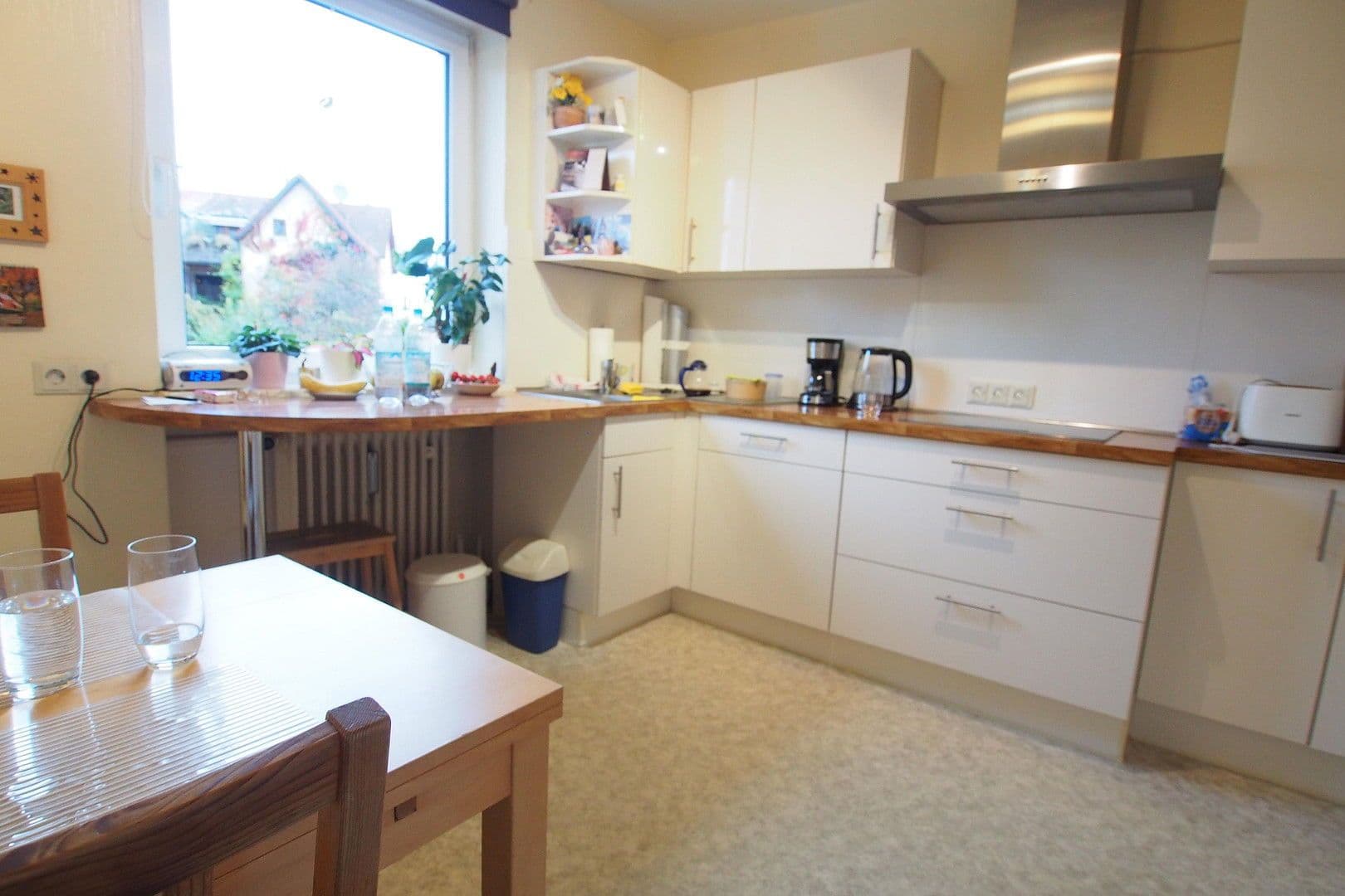 Prenájom bytu 4-izbový 100 m², Holzstraße 1, Fürstenfeldbruck, Bavorsko Prenájom bytu 4-izbový 100 m², Holzstraße 1, Fürstenfeldbruck, Bavorsko