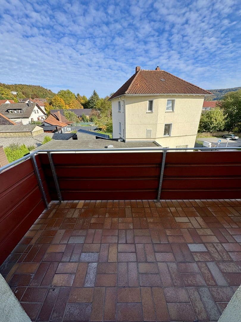 Prenájom bytu 3-izbový 87 m², Oesdorfer Straße 14, Bad Pyrmont, Dolné Sasko Prenájom bytu 3-izbový 87 m², Oesdorfer Straße 14, Bad Pyrmont, Dolné Sasko