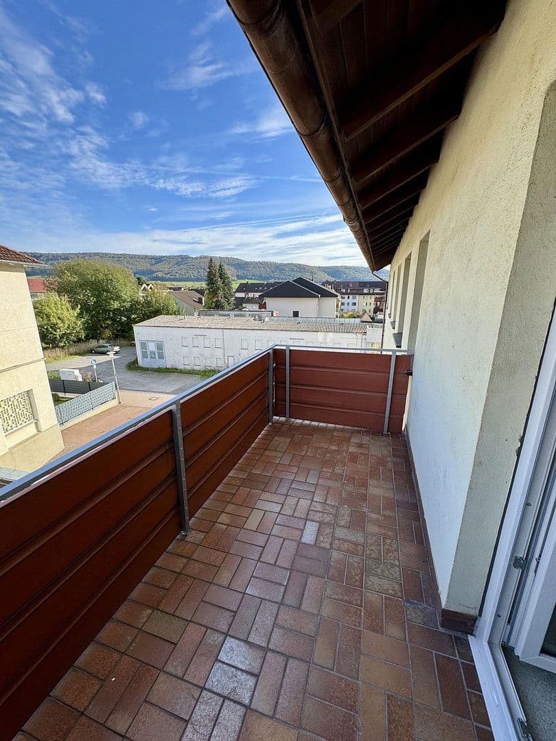 Prenájom bytu 3-izbový 87 m², Oesdorfer Straße 14, Bad Pyrmont, Dolné Sasko Prenájom bytu 3-izbový 87 m², Oesdorfer Straße 14, Bad Pyrmont, Dolné Sasko