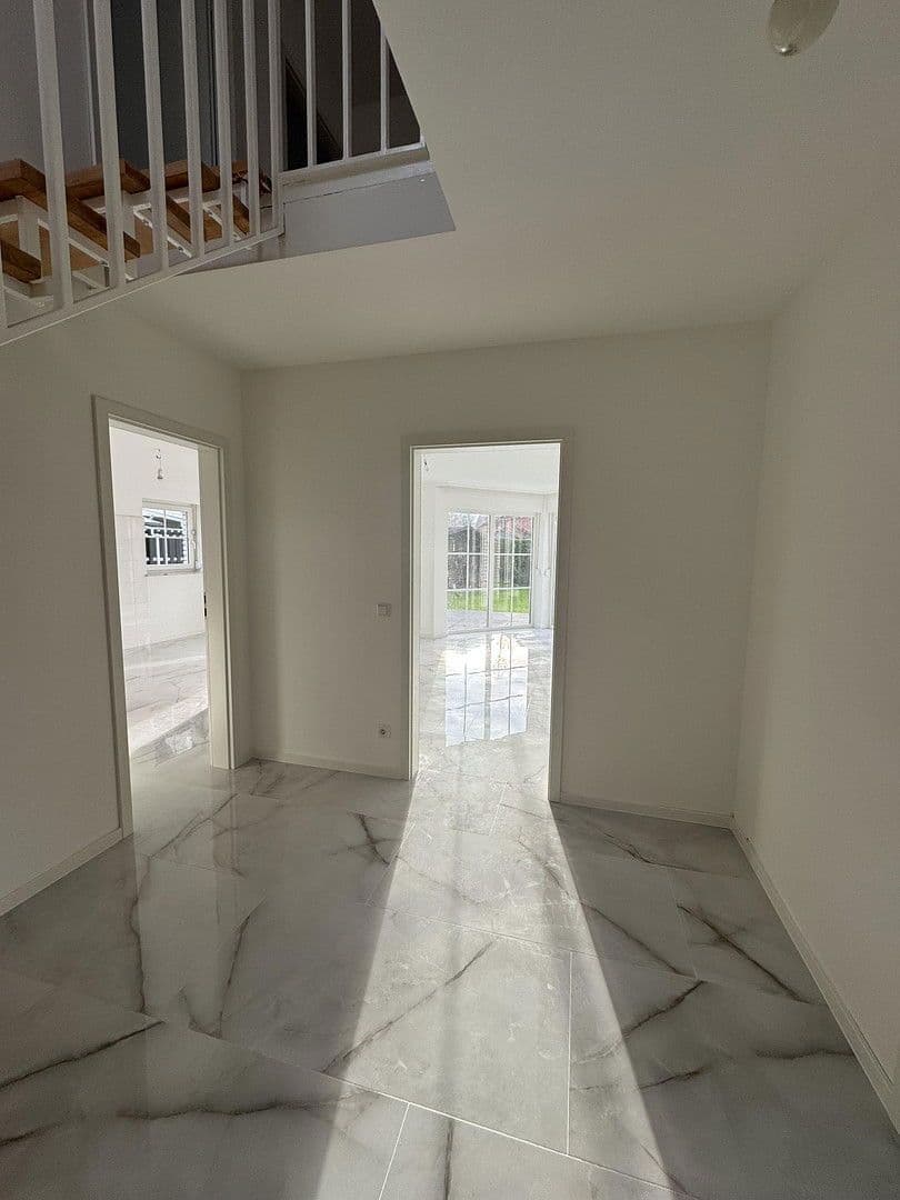 Predaj domu 160 m², pozemek 475 m², Am Kuhlager 14, Neustadt am Rübenberge, Dolné Sasko Predaj domu 160 m², pozemek 475 m², Am Kuhlager 14, Neustadt am Rübenberge, Dolné Sasko