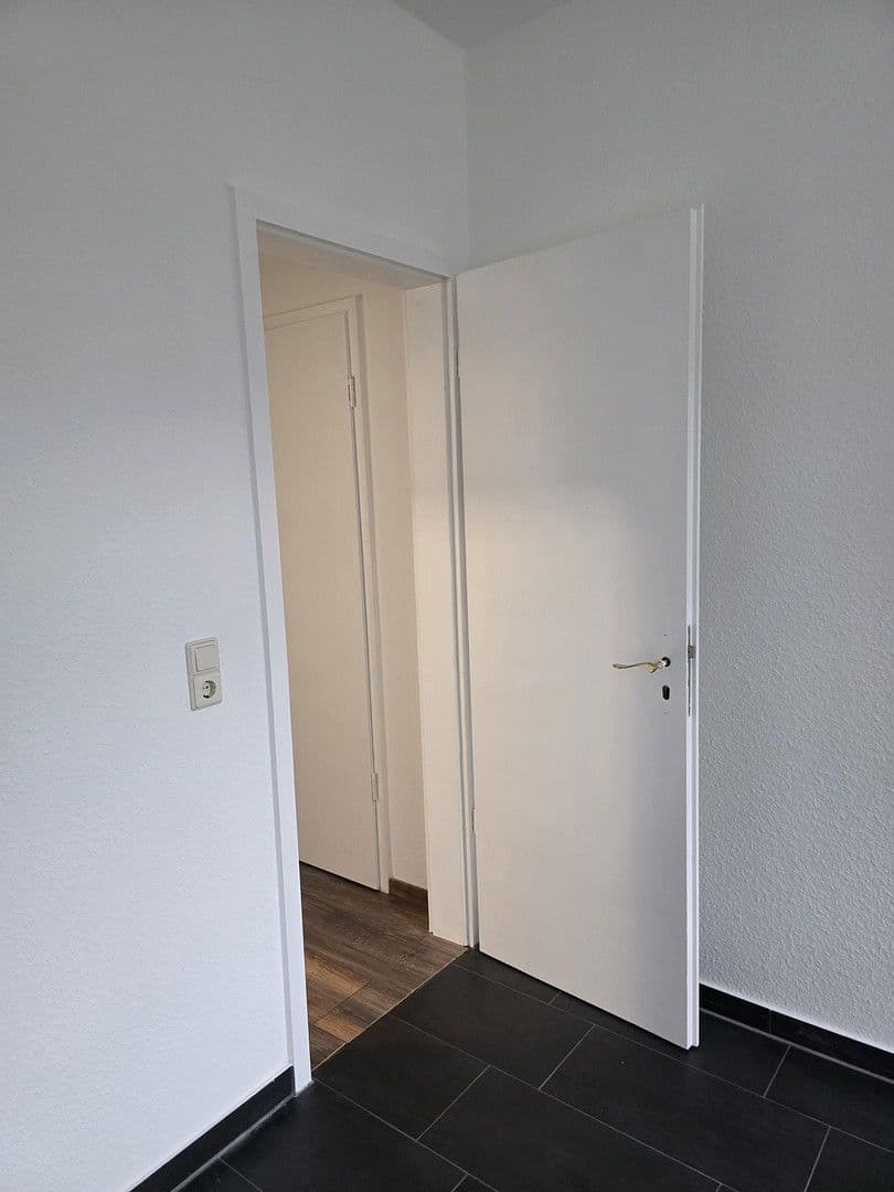 Prenájom bytu 2-izbový 62 m², Schwedt/Oder, Brandenbursko Prenájom bytu 2-izbový 62 m², Schwedt/Oder, Brandenbursko