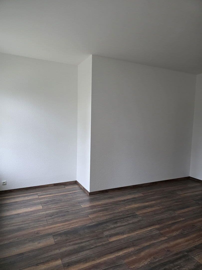 Prenájom bytu 2-izbový 62 m², Schwedt/Oder, Brandenbursko Prenájom bytu 2-izbový 62 m², Schwedt/Oder, Brandenbursko