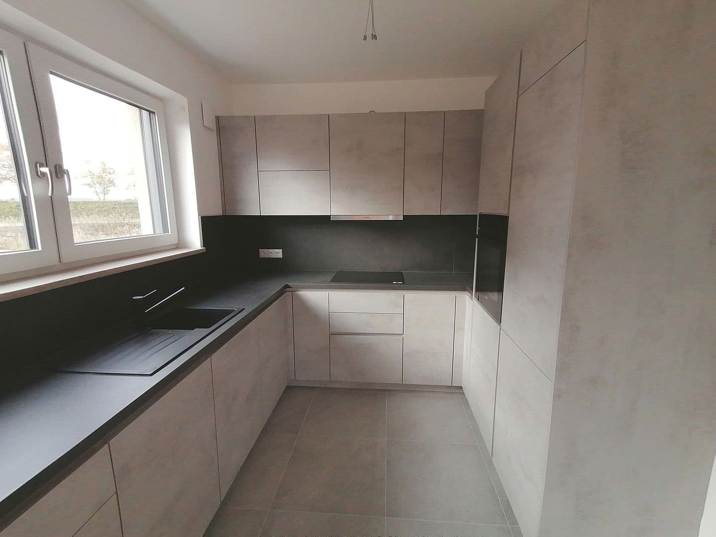 Prenájom domu 186 m², pozemek 537 m², Biberweg 18, Abensberg, Bavorsko Prenájom domu 186 m², pozemek 537 m², Biberweg 18, Abensberg, Bavorsko