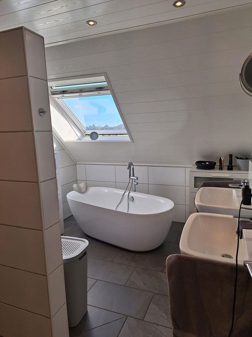 Predaj domu 156 m², pozemek 1.620 m², Großefehn, Dolné Sasko Predaj domu 156 m², pozemek 1.620 m², Großefehn, Dolné Sasko