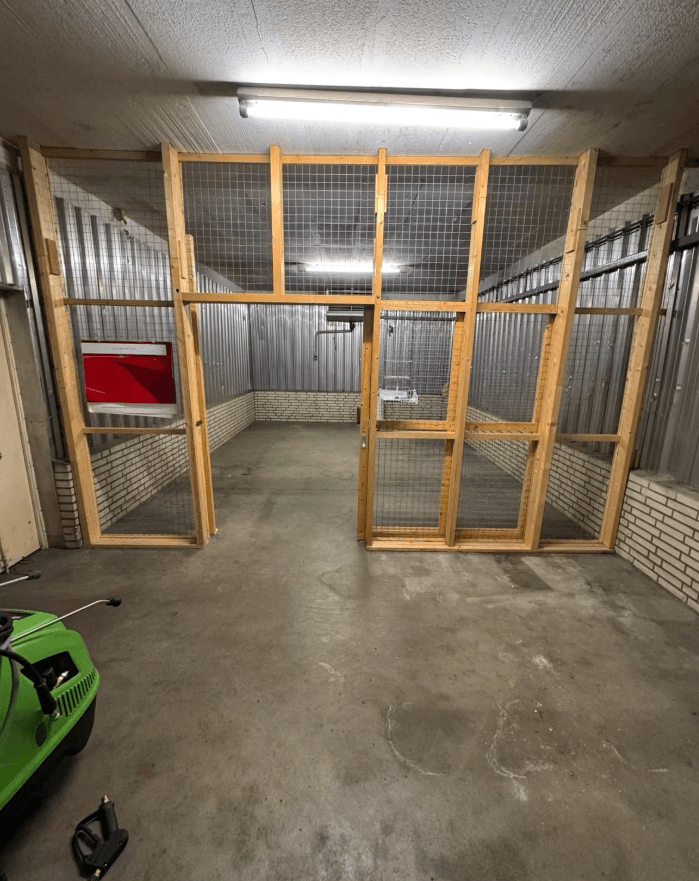 Prenájom nebytového priestoru 310 m², Hermann-Bahlsen-Str 2, Barsinghausen, Dolné Sasko Prenájom nebytového priestoru 310 m², Hermann-Bahlsen-Str 2, Barsinghausen, Dolné Sasko