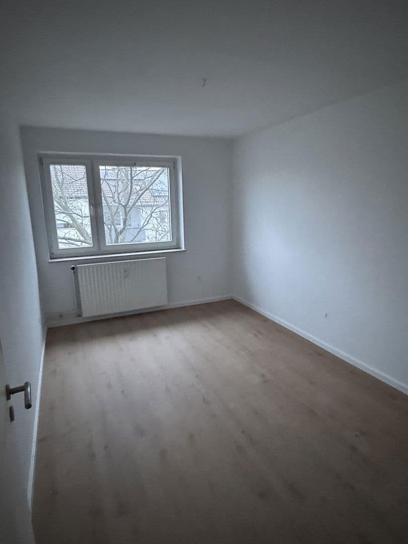 Prenájom bytu 2-izbový 60 m², In der Atzing 9-11, Eisenberg (Pfalz), Porýnie-Falcko Prenájom bytu 2-izbový 60 m², In der Atzing 9-11, Eisenberg (Pfalz), Porýnie-Falcko