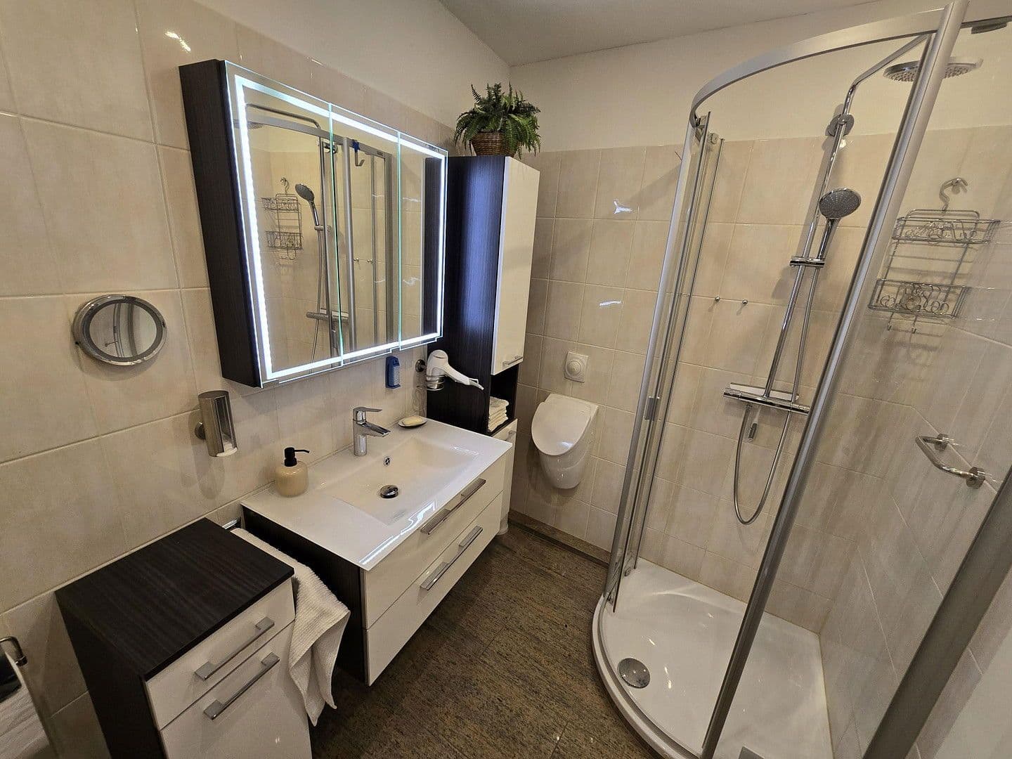 Predaj bytu 3-izbový 92 m², Bekkamp 5, Hamburg, Hamburg Predaj bytu 3-izbový 92 m², Bekkamp 5, Hamburg, Hamburg