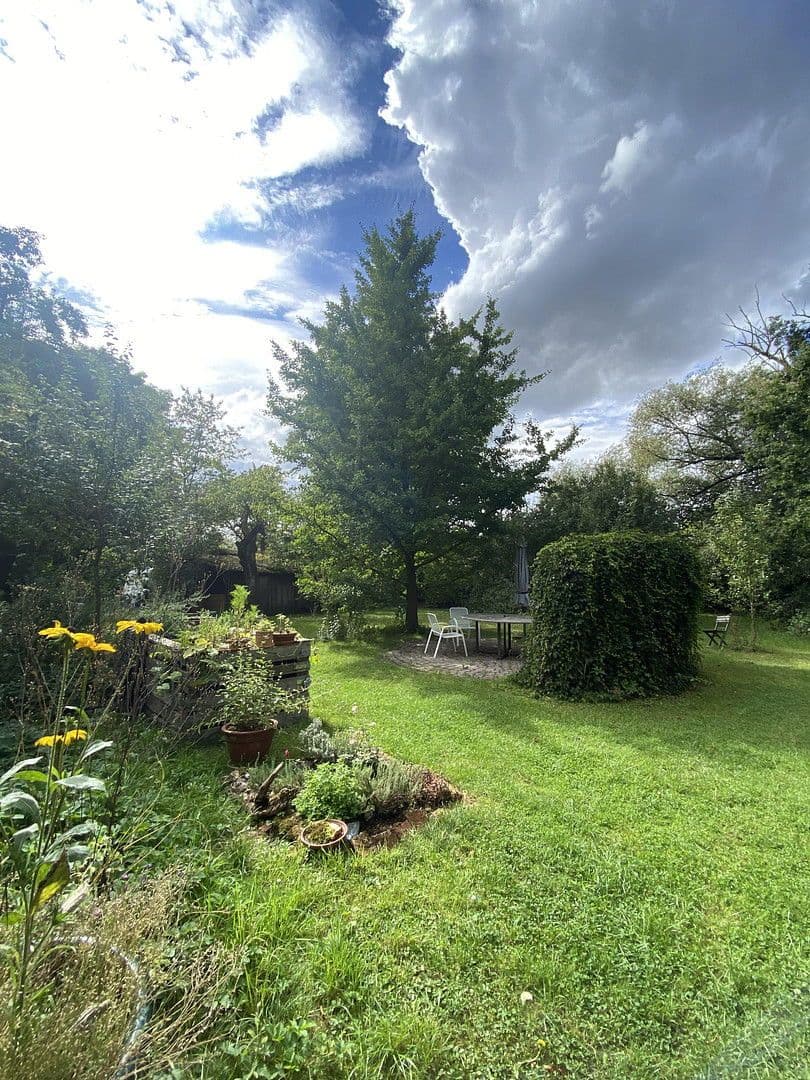 Prenájom bytu 3-izbový 100 m², Erlesmühle 1, Großheirath, Bavorsko Prenájom bytu 3-izbový 100 m², Erlesmühle 1, Großheirath, Bavorsko