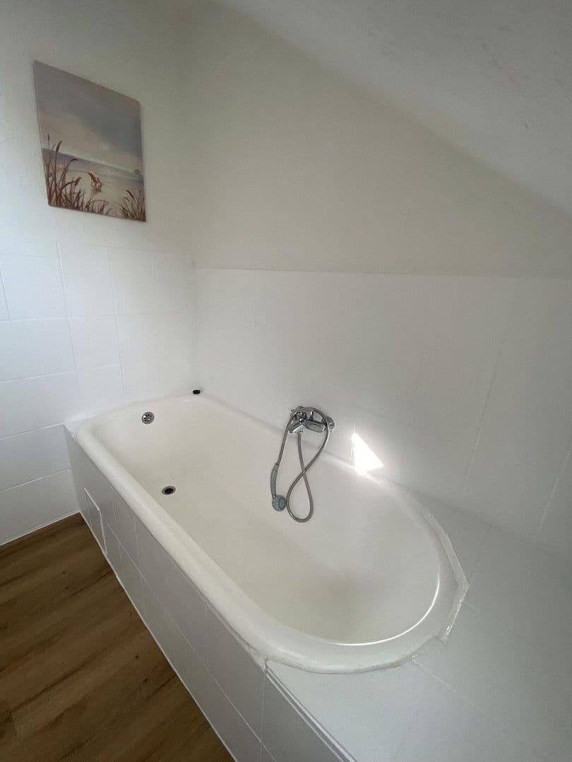 Prenájom bytu 3-izbový 100 m², Erlesmühle 1, Großheirath, Bavorsko Prenájom bytu 3-izbový 100 m², Erlesmühle 1, Großheirath, Bavorsko