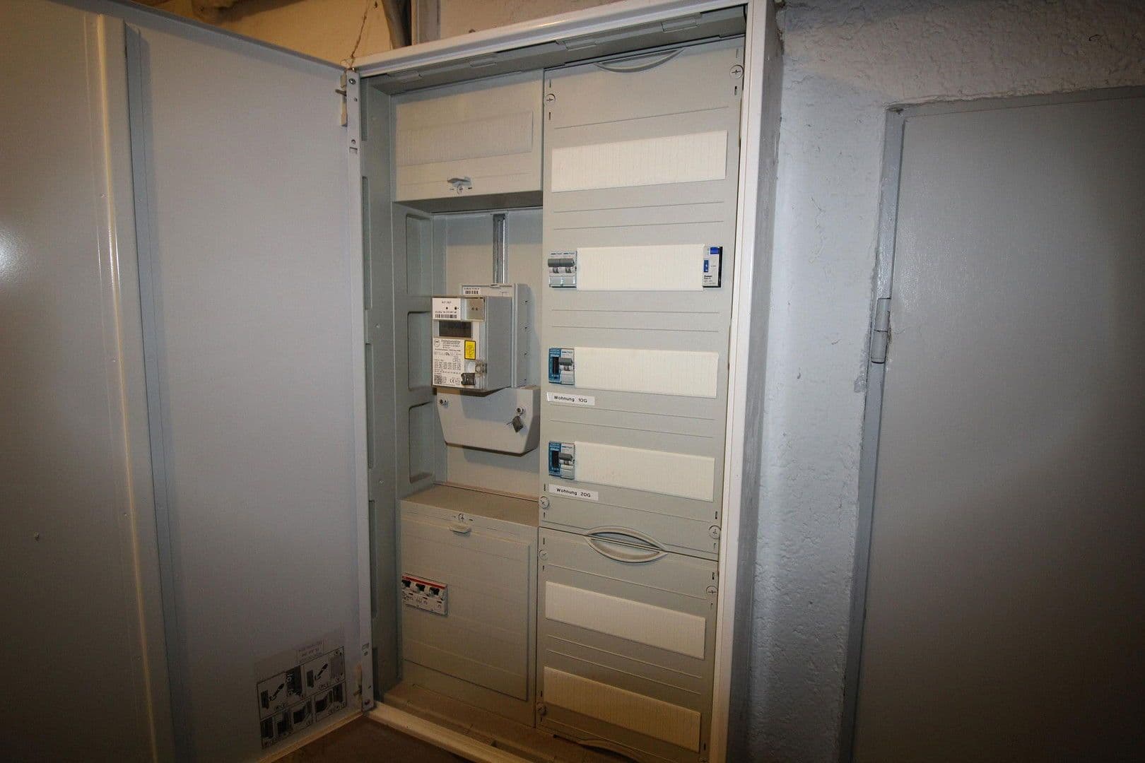 Predaj domu 148 m², pozemek 142 m², Stuttgart, Bádensko-Wurttembersko Predaj domu 148 m², pozemek 142 m², Stuttgart, Bádensko-Wurttembersko