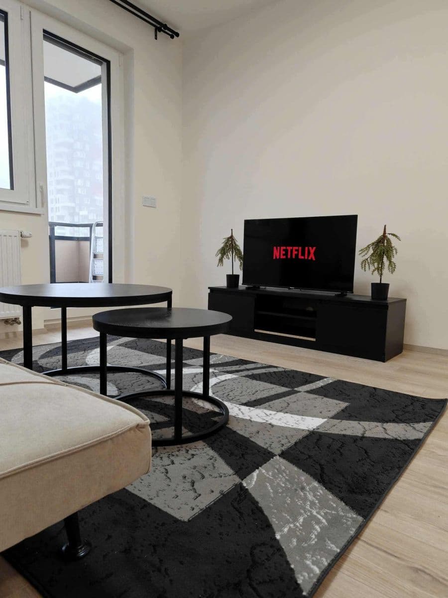 Prenájom bytu 73 m², Miloše Havla, Praha, Praha Prenájom bytu 73 m², Miloše Havla, Praha, Praha