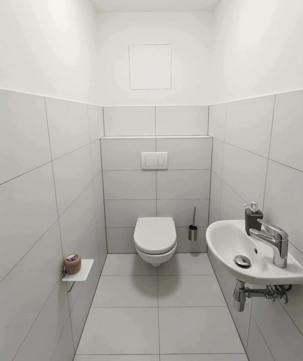 Prenájom bytu 73 m², Miloše Havla, Praha, Praha Prenájom bytu 73 m², Miloše Havla, Praha, Praha