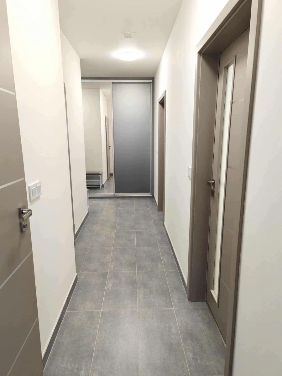 Prenájom bytu 77 m², Miloše Havla, Praha, Praha Prenájom bytu 77 m², Miloše Havla, Praha, Praha