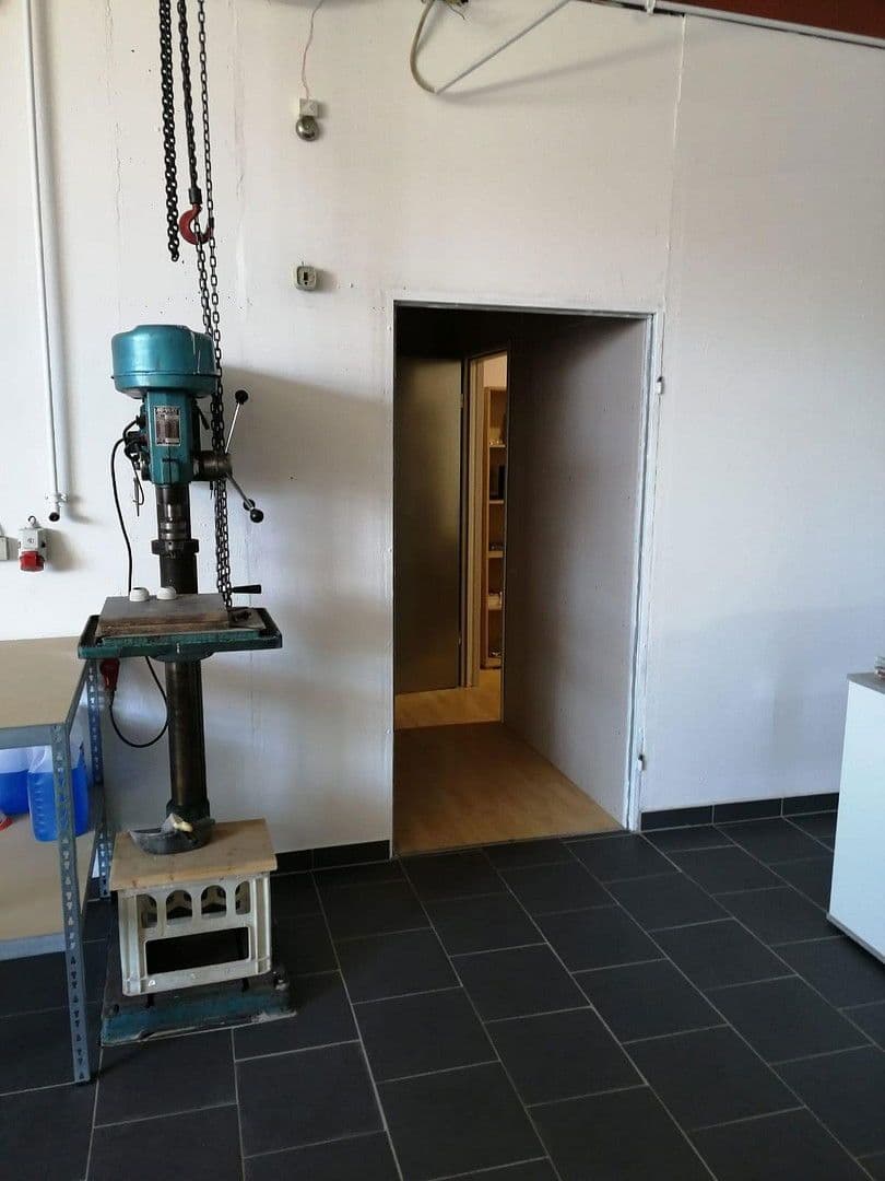 Prenájom nebytového priestoru 180 m², Treuchtlingen, Bavorsko Prenájom nebytového priestoru 180 m², Treuchtlingen, Bavorsko