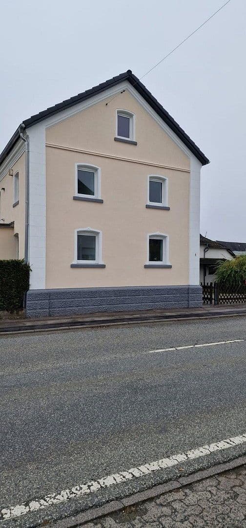 Prenájom domu 110 m², pozemek 900 m², Hohe Straße 1, Elz, Hesensko Prenájom domu 110 m², pozemek 900 m², Hohe Straße 1, Elz, Hesensko