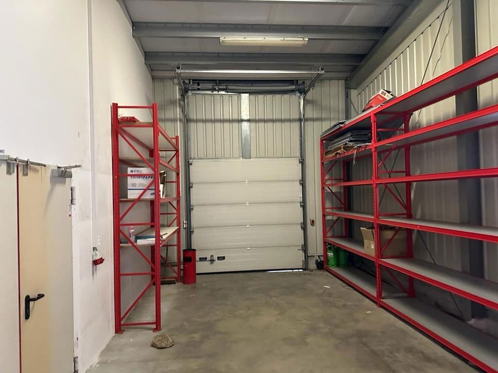 Predaj nebytového priestoru 2.646 m², Spörerau, Wang, Bavorsko Predaj nebytového priestoru 2.646 m², Spörerau, Wang, Bavorsko