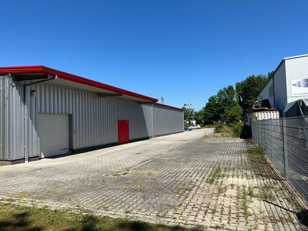 Predaj nebytového priestoru 2.646 m², Spörerau, Wang, Bavorsko Predaj nebytového priestoru 2.646 m², Spörerau, Wang, Bavorsko