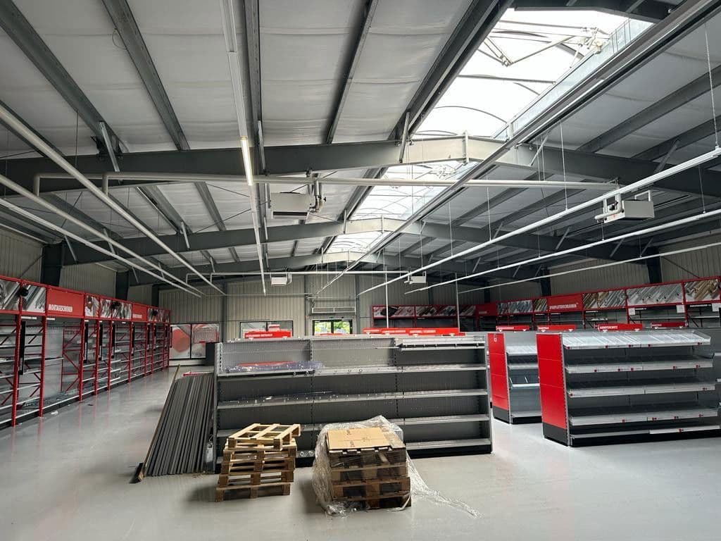 Predaj nebytového priestoru 2.646 m², Spörerau, Wang, Bavorsko Predaj nebytového priestoru 2.646 m², Spörerau, Wang, Bavorsko