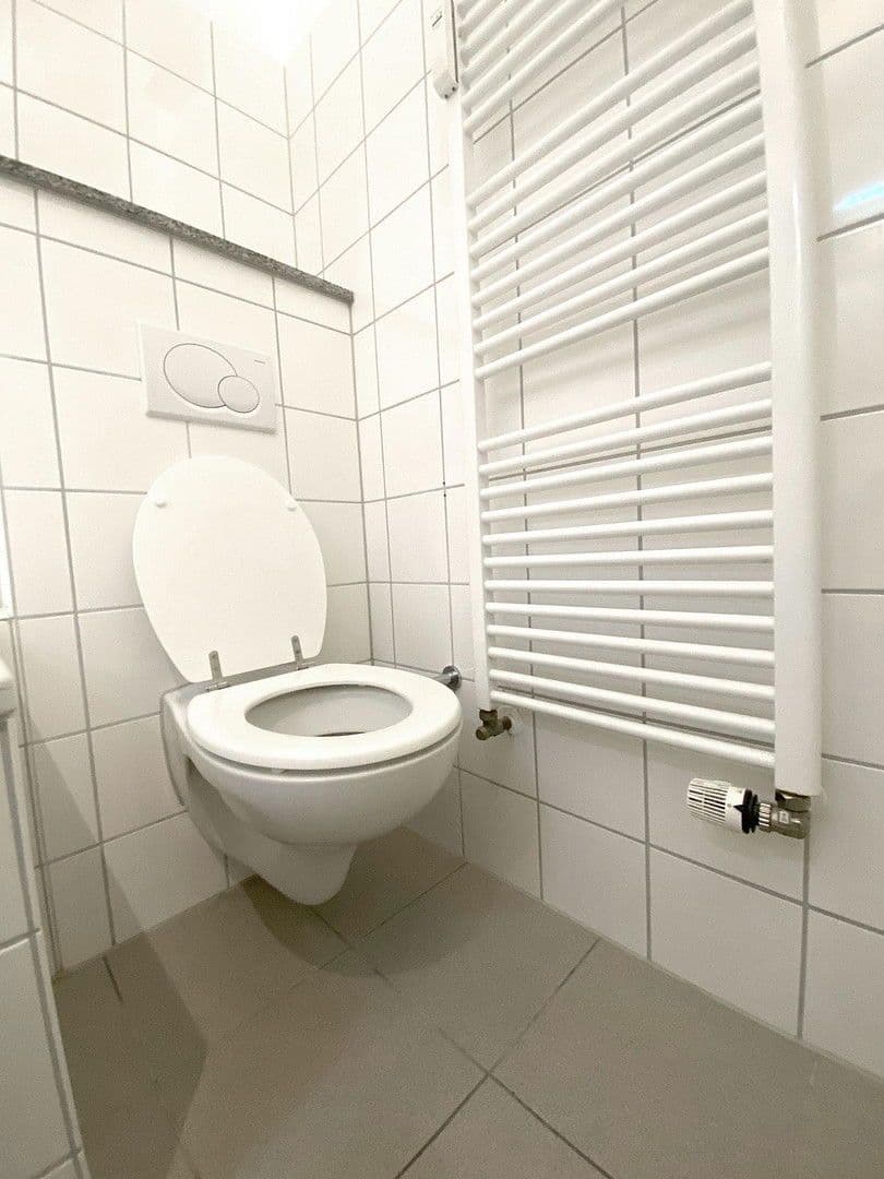 Predaj bytu 1-izbový 37 m², Köln, Severné Porýnie - Westfálsko Predaj bytu 1-izbový 37 m², Köln, Severné Porýnie - Westfálsko