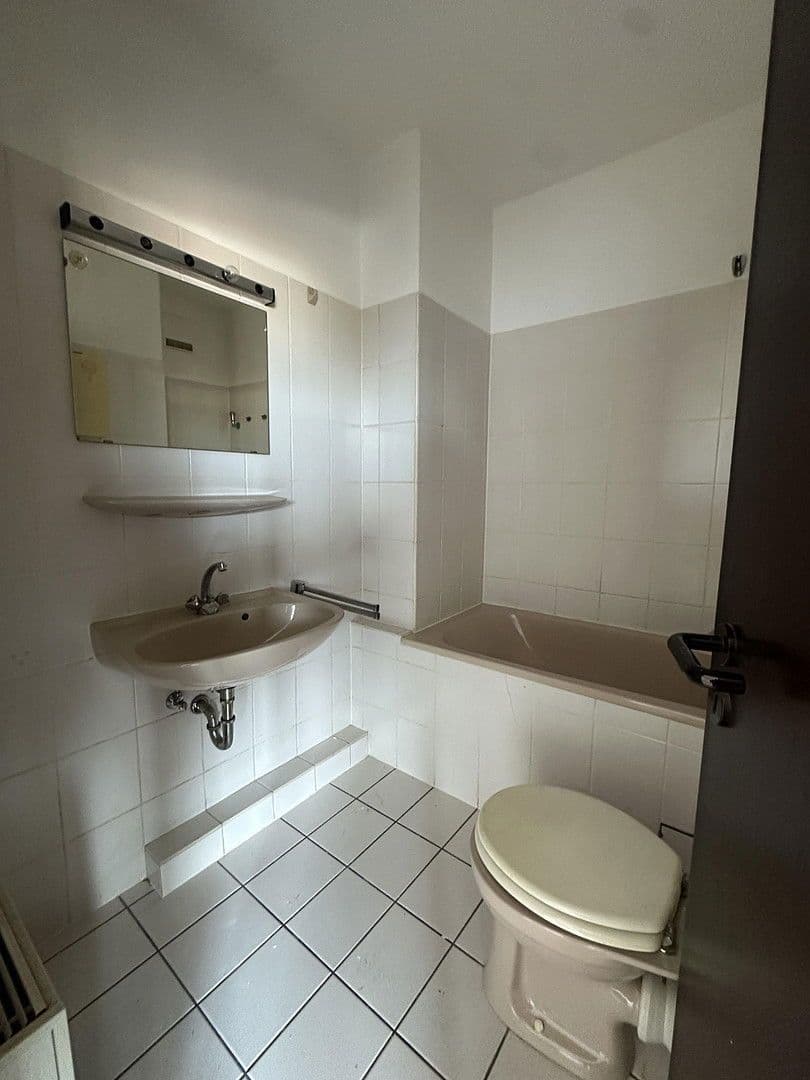 Prenájom bytu 1-izbový 40 m², Pestalozzistraße 23, Mönchengladbach, Severné Porýnie - Westfálsko Prenájom bytu 1-izbový 40 m², Pestalozzistraße 23, Mönchengladbach, Severné Porýnie - Westfálsko