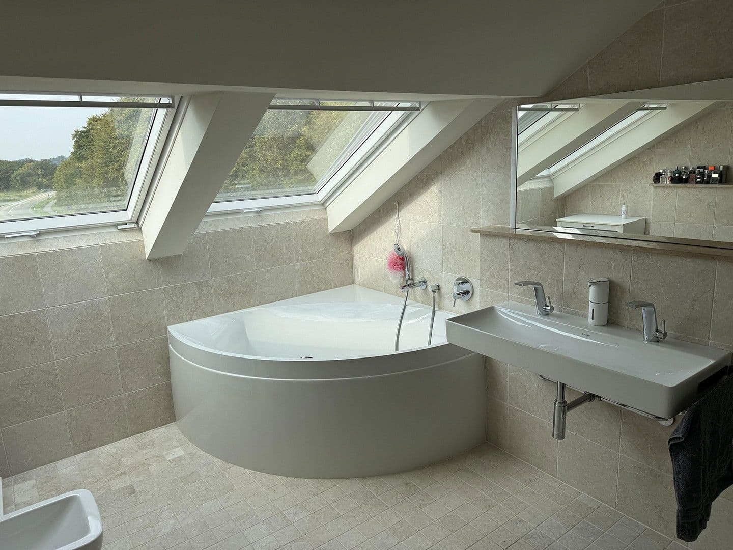 Predaj domu 189 m², pozemek 624 m², Wülfrath, Severné Porýnie - Westfálsko Predaj domu 189 m², pozemek 624 m², Wülfrath, Severné Porýnie - Westfálsko