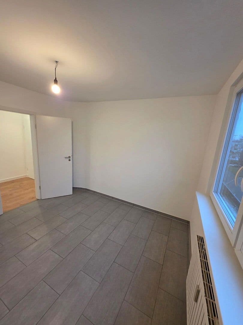 Predaj bytu 2-izbový 67 m², Klein-Eller 9, Düsseldorf, Severné Porýnie - Westfálsko Predaj bytu 2-izbový 67 m², Klein-Eller 9, Düsseldorf, Severné Porýnie - Westfálsko