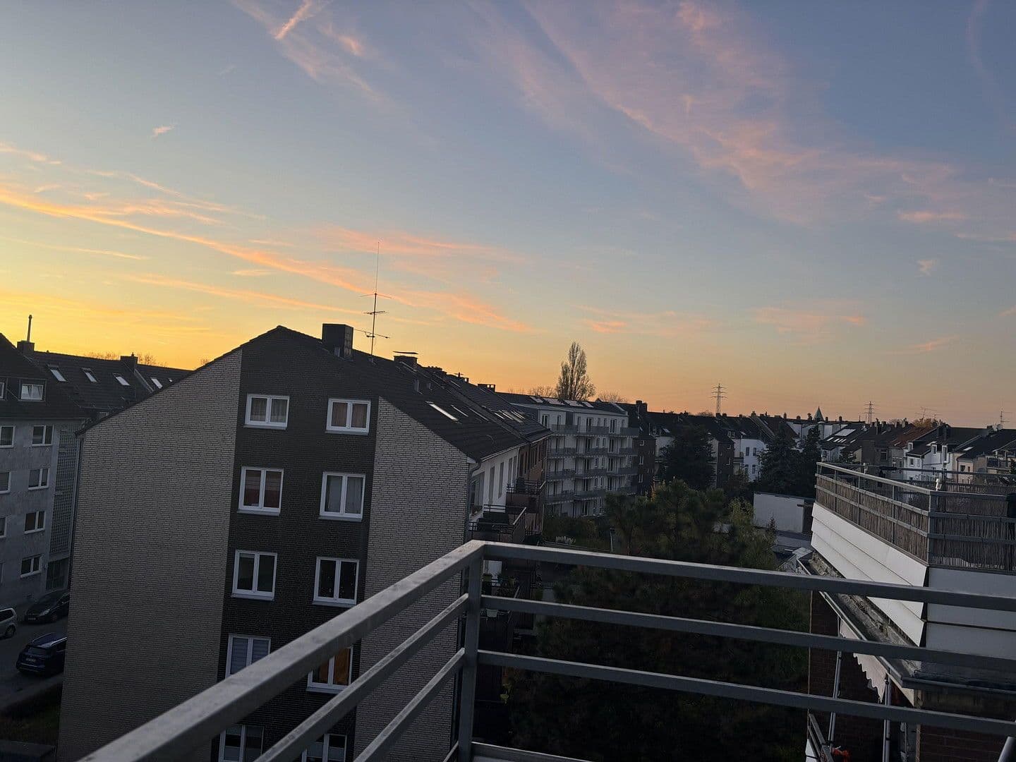 Predaj bytu 2-izbový 67 m², Klein-Eller 9, Düsseldorf, Severné Porýnie - Westfálsko Predaj bytu 2-izbový 67 m², Klein-Eller 9, Düsseldorf, Severné Porýnie - Westfálsko