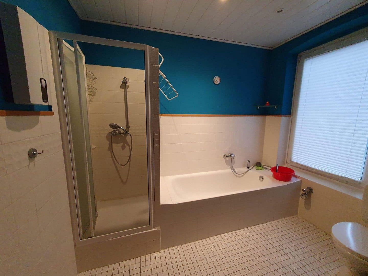 Prenájom bytu 3-izbový 92 m², Wörthstraße 37, Kiel, Šlezvicko-Holštajnsko Prenájom bytu 3-izbový 92 m², Wörthstraße 37, Kiel, Šlezvicko-Holštajnsko