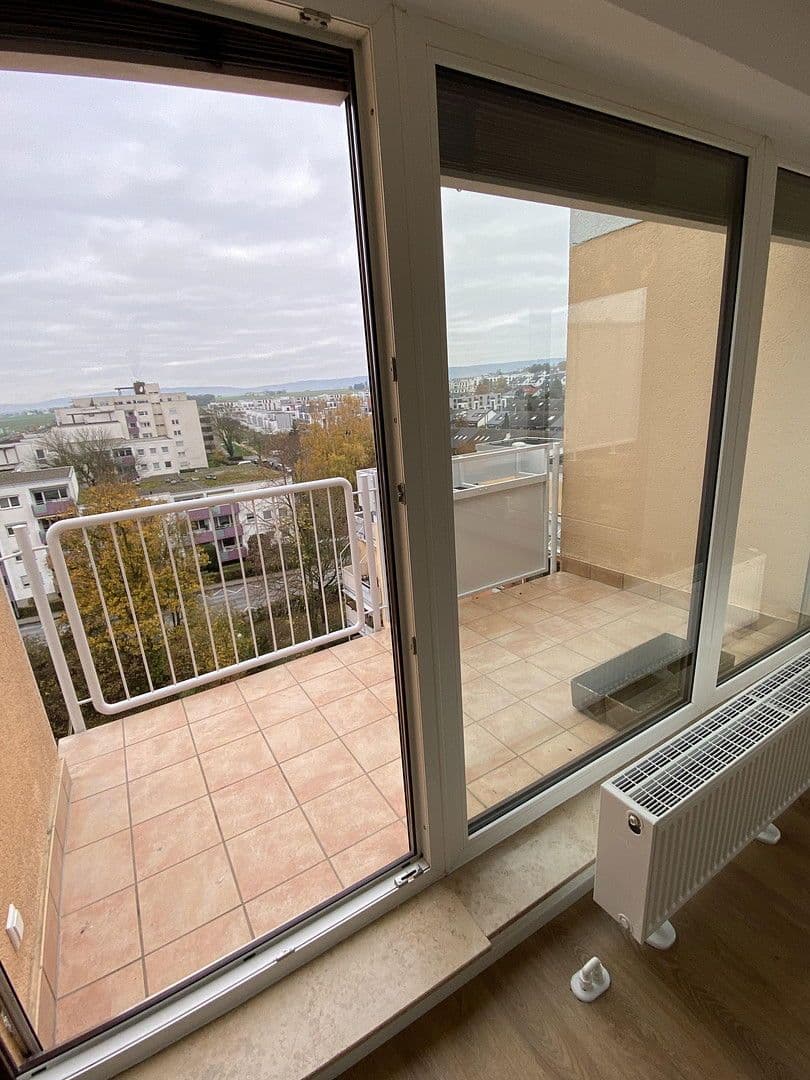 Prenájom bytu 2-izbový 76 m², Hessenring 6, Wiesbaden-Nordenstadt, Hesensko Prenájom bytu 2-izbový 76 m², Hessenring 6, Wiesbaden-Nordenstadt, Hesensko