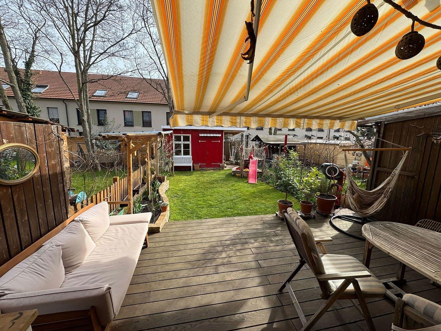 Predaj domu 127 m², pozemek 182 m², Mannheim, Bádensko-Wurttembersko Predaj domu 127 m², pozemek 182 m², Mannheim, Bádensko-Wurttembersko