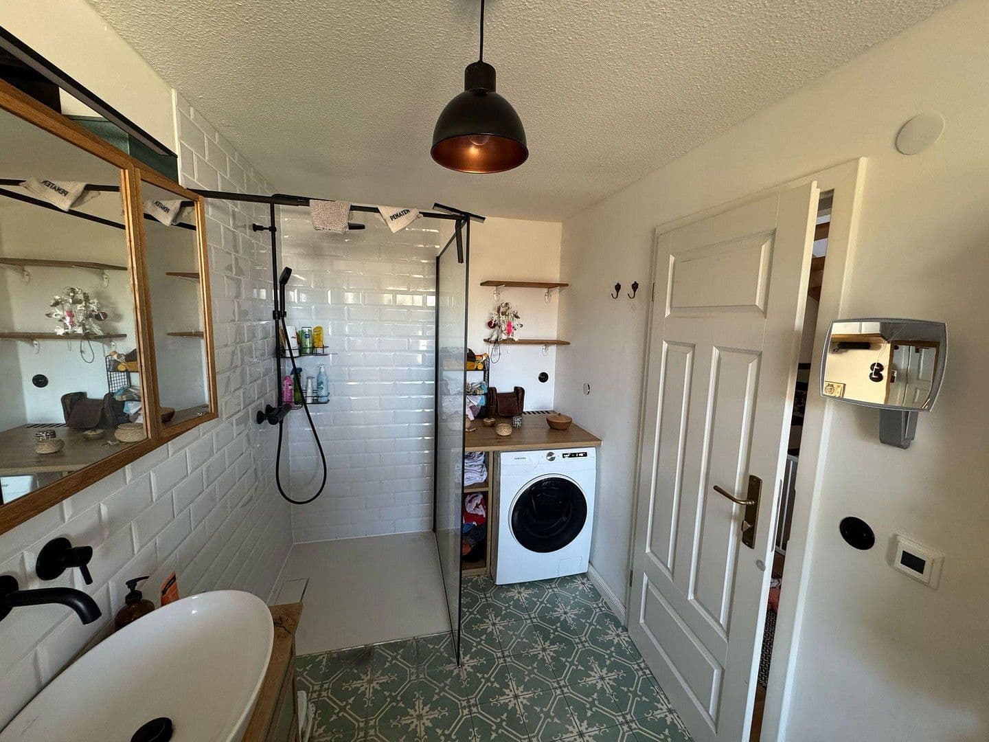 Predaj domu 127 m², pozemek 182 m², Mannheim, Bádensko-Wurttembersko Predaj domu 127 m², pozemek 182 m², Mannheim, Bádensko-Wurttembersko