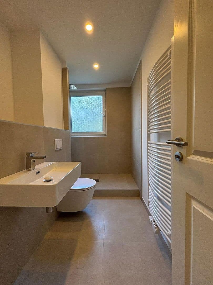 Prenájom bytu 3-izbový 68 m², Gartenstr., Neustadt am Rübenberge, Dolné Sasko Prenájom bytu 3-izbový 68 m², Gartenstr., Neustadt am Rübenberge, Dolné Sasko