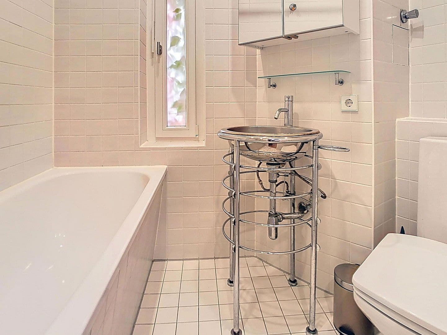 Predaj bytu 2-izbový 63 m², Berlin, Berlín Predaj bytu 2-izbový 63 m², Berlin, Berlín