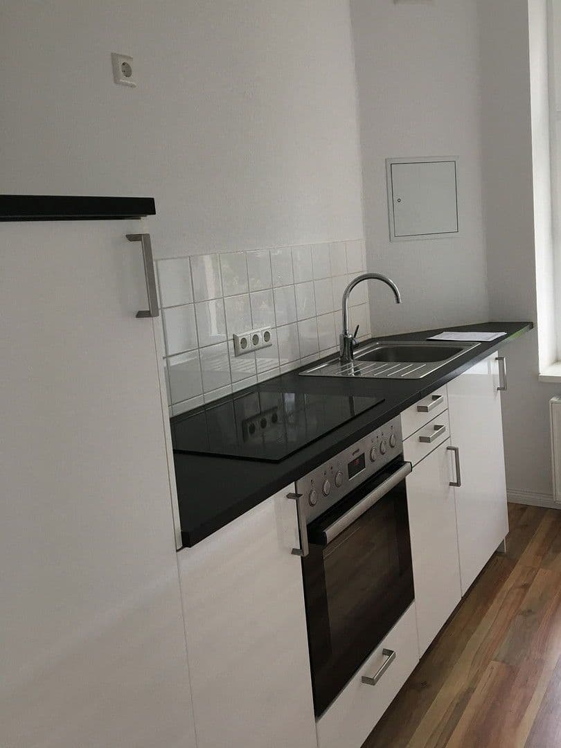 Prenájom bytu 2-izbový 64 m², Meyerbeerstr.74, Berlin, Berlín Prenájom bytu 2-izbový 64 m², Meyerbeerstr.74, Berlin, Berlín